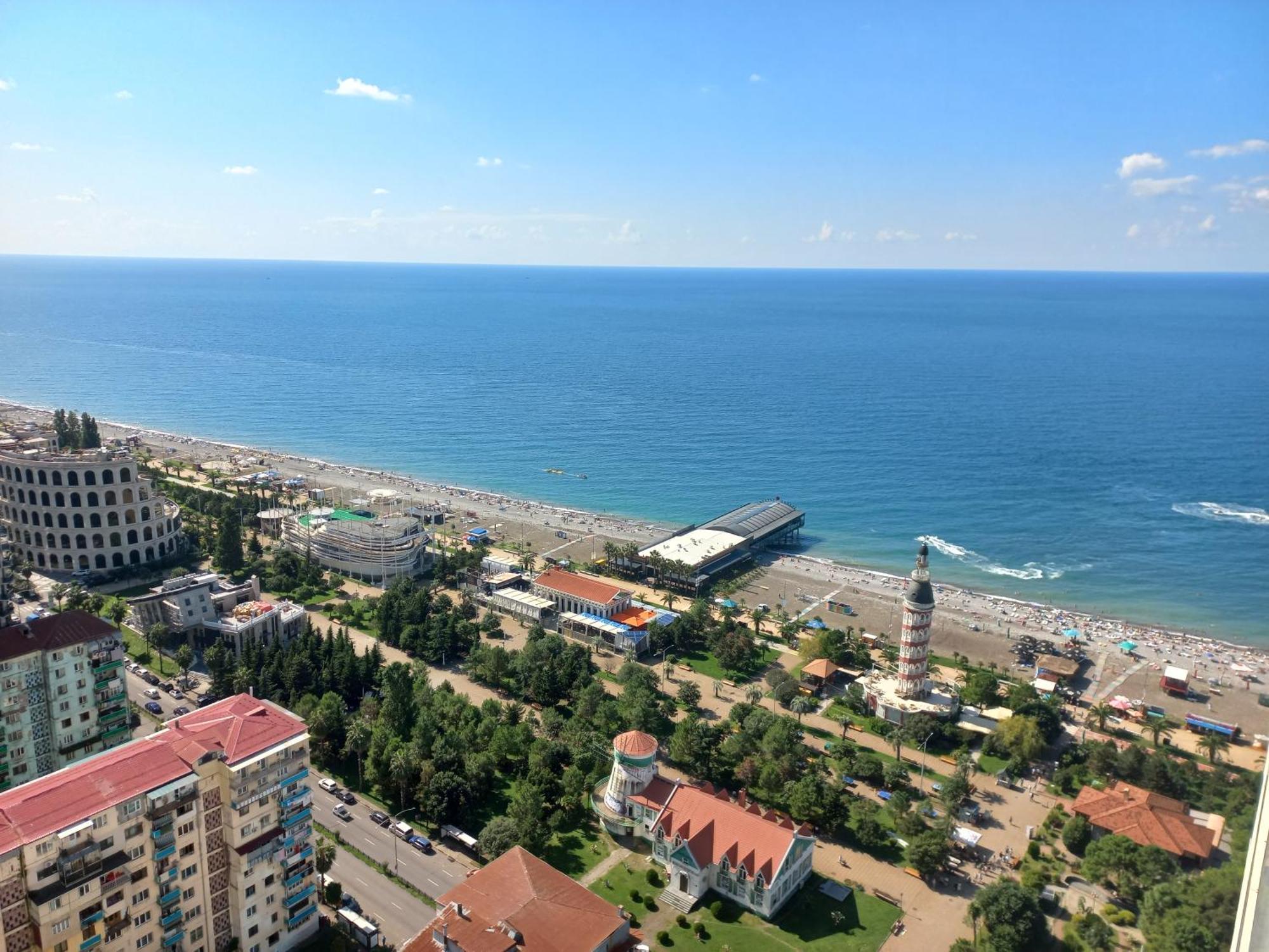 Orbi City Apartments On The Beach Batumi Ngoại thất bức ảnh